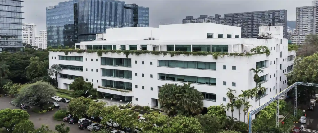 गोदरेज एंटरप्राइजेज ग्रुप के एनर्जी सॉल्यूशंस कारोबार में तेज़ी; FY27 तक 15% वृद्धि का लक्ष्य